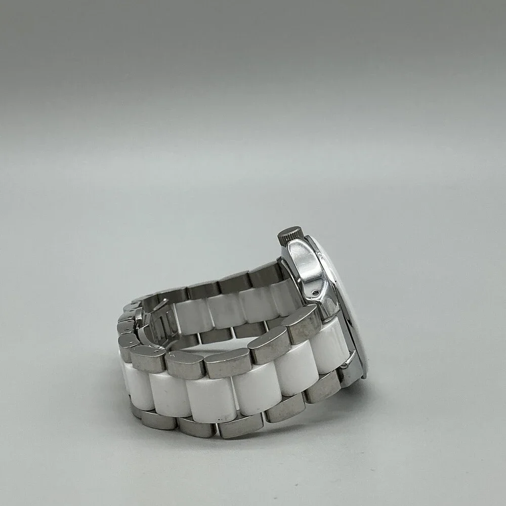 Anne Klein see photos